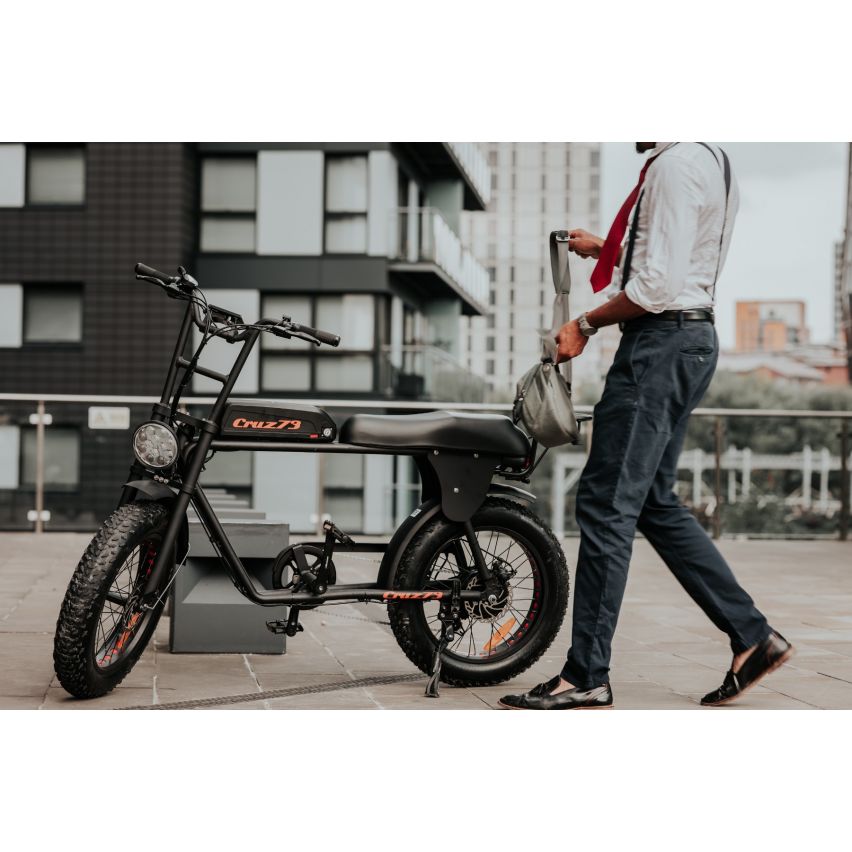 Cruz73 Retro - Electric Bike - 250W Black